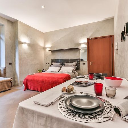 San Babila Suite Milan Bagian luar foto
