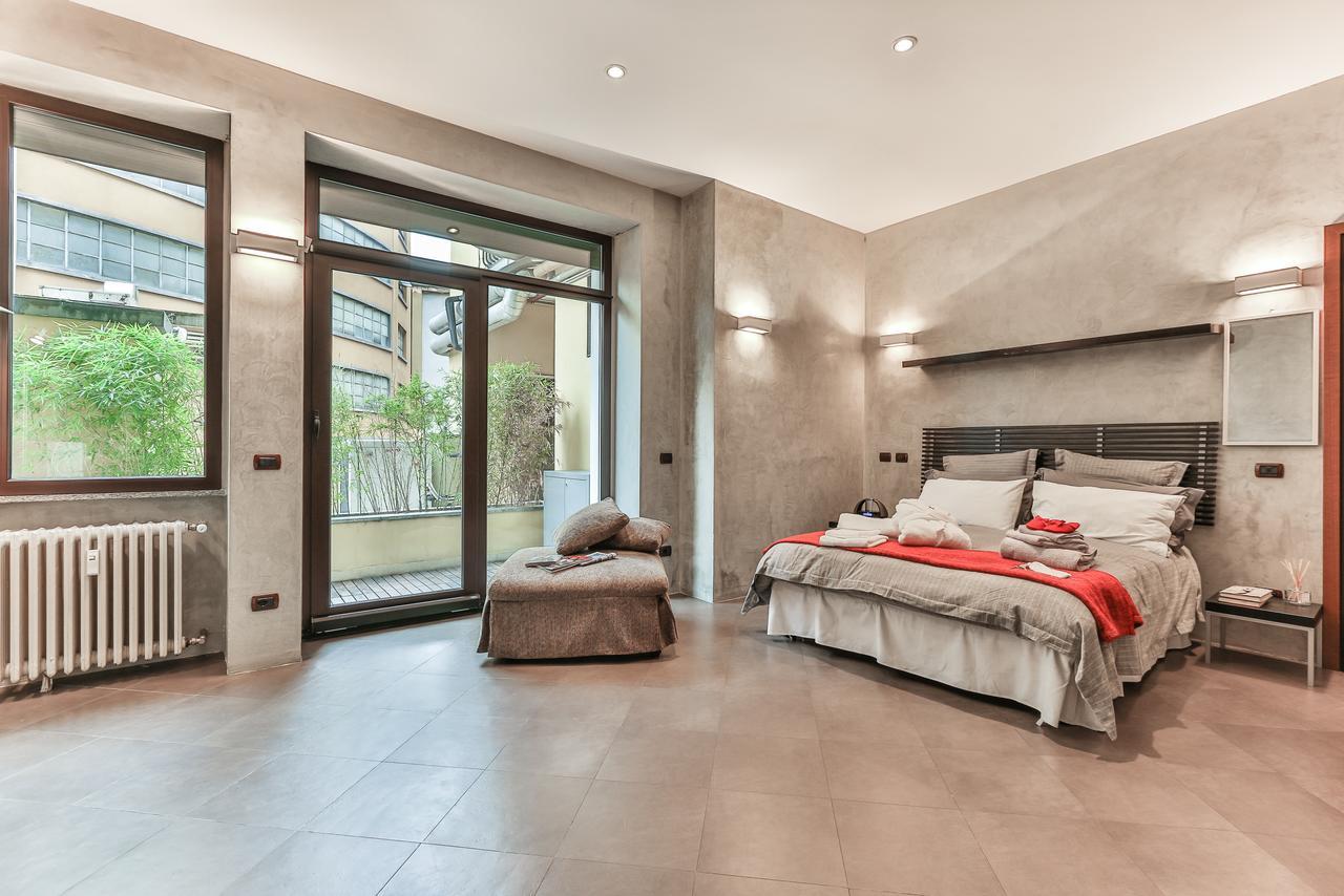 San Babila Suite Milan Bagian luar foto