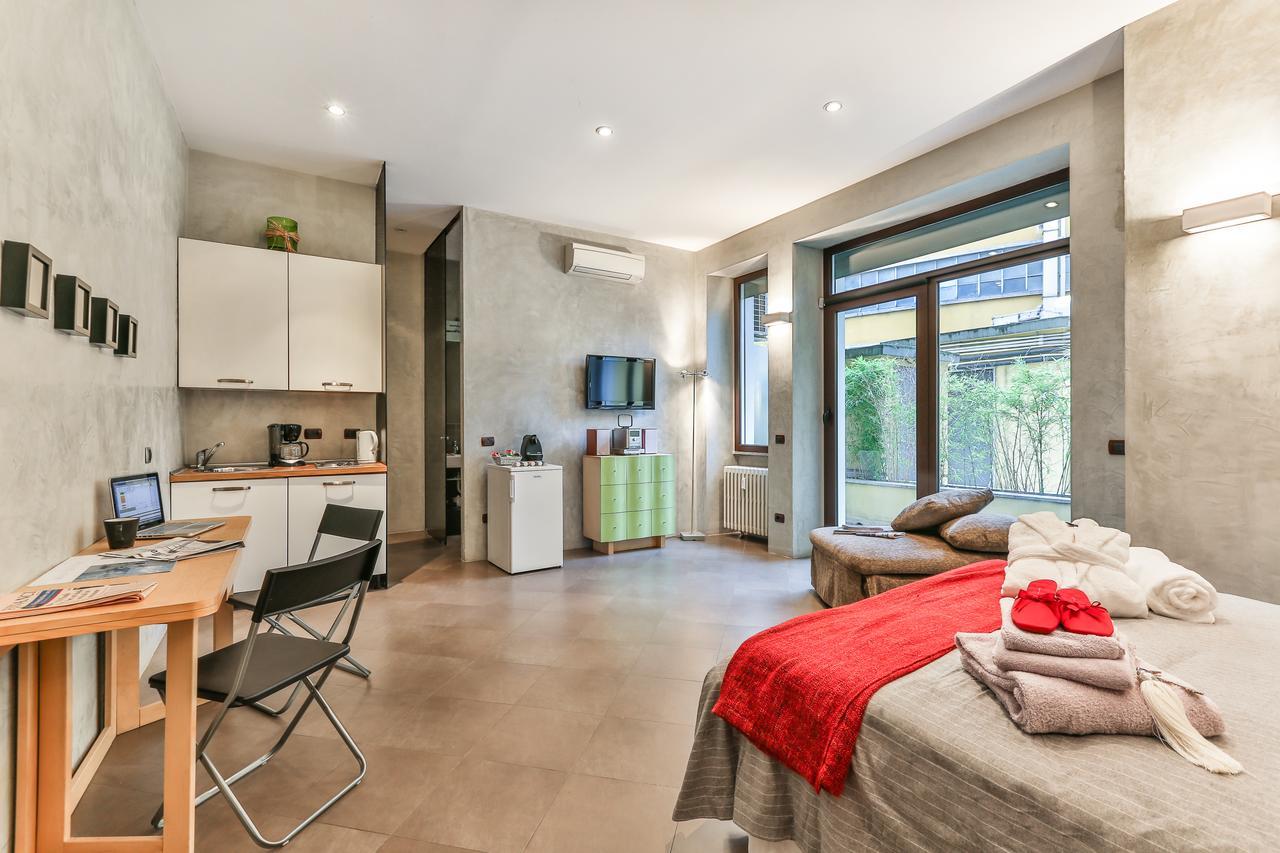 San Babila Suite Milan Bagian luar foto